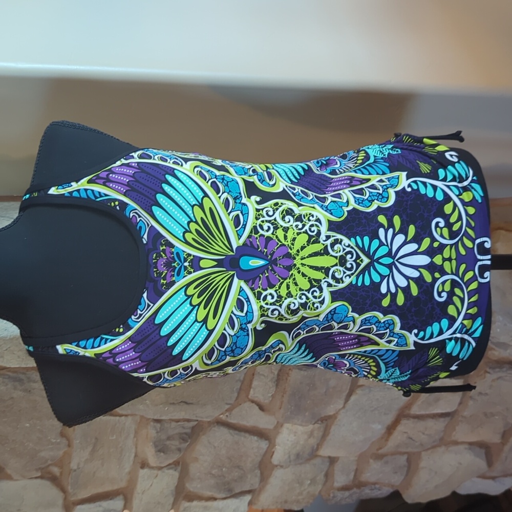 Athleta Black Multi-Color Printed Women's Swim Tankini Top
